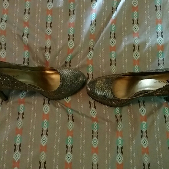 Shoes - Picture 2 of 3